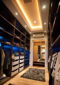 Большая открытая гардеробная комната с комбинированным наполнением Рыбинск